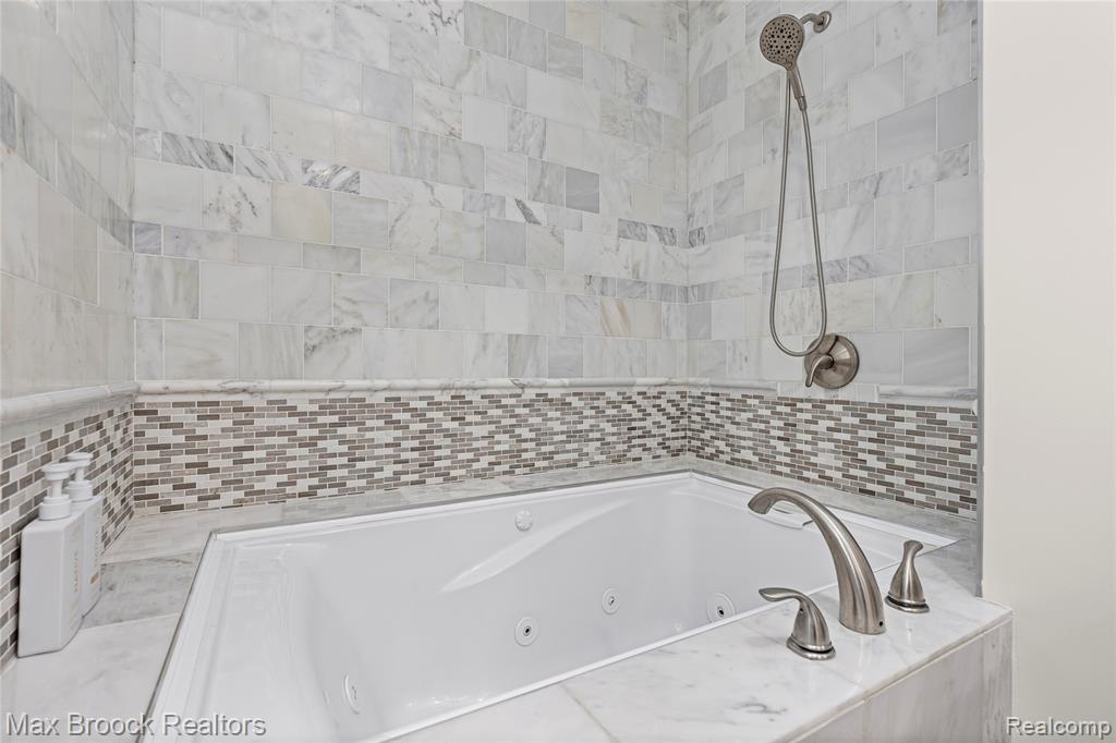 967 Ann Street, Birmingham, MI 48009 — Photo 38