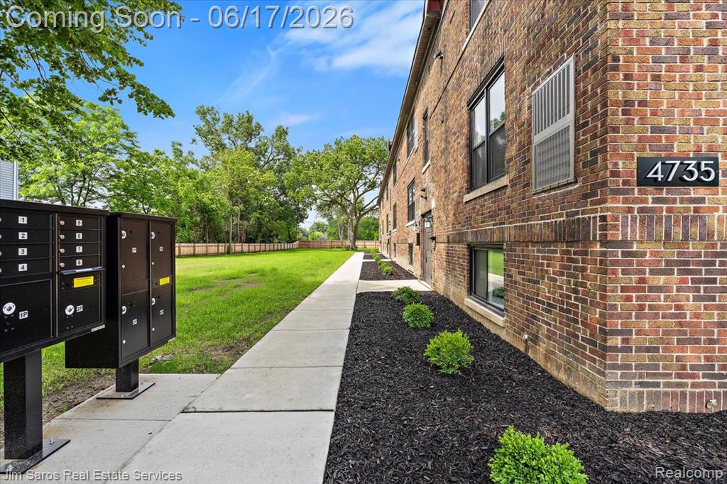 4735 Rohns #2A Street, Detroit, MI 48214 — Photo 2
