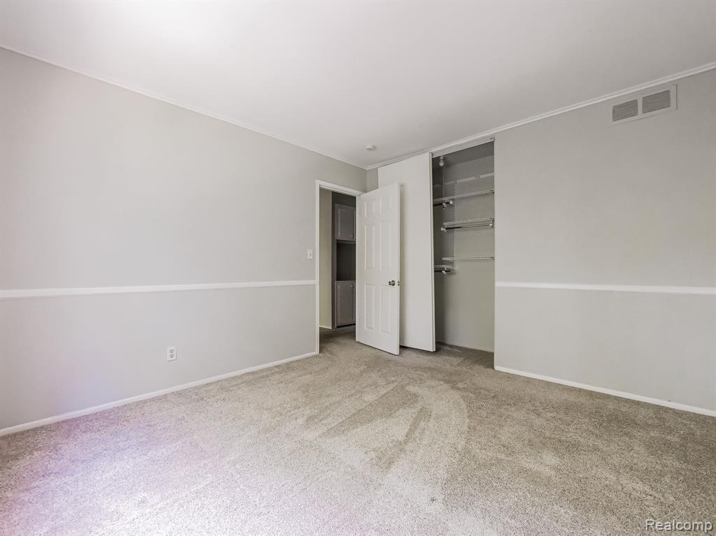 3216 BOLGOS Circle, Ann Arbor, MI 48105 — Photo 11