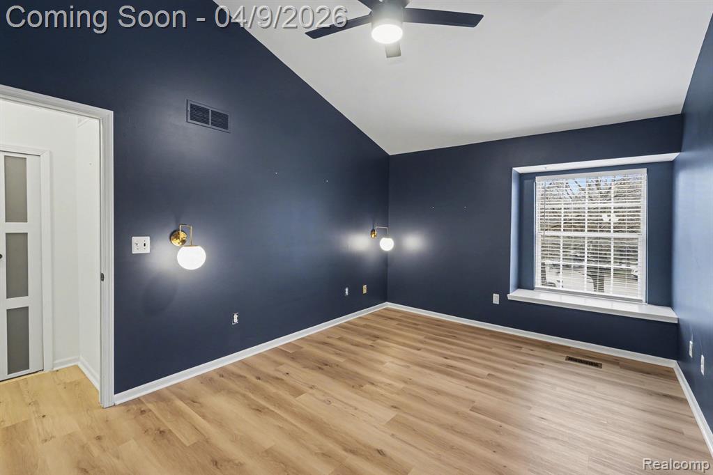 858 Whisperwood Trail, Fenton, MI 48430 — Photo 18