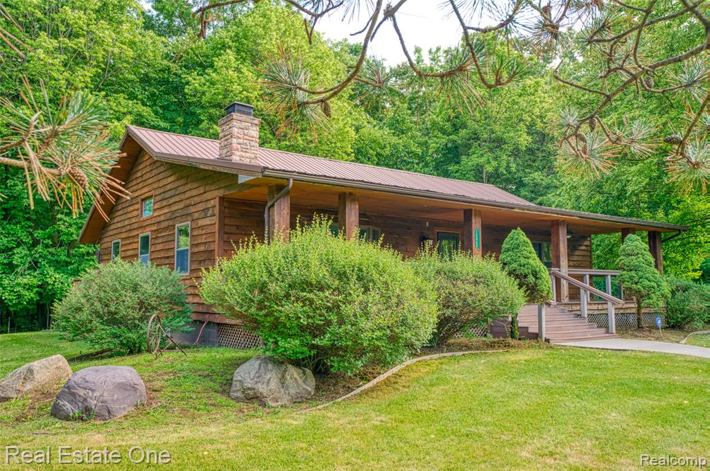 15060 Van Syckle Court, Gregory, MI 48137 — Photo 2