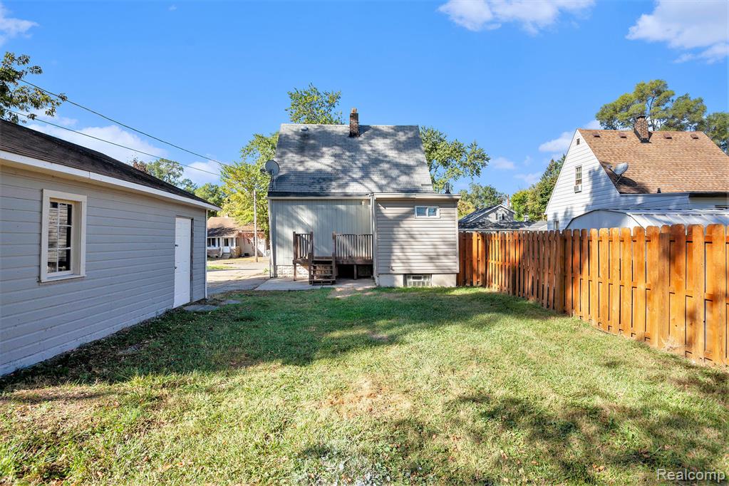 770 Cameron Avenue, Pontiac, MI 48340 — Photo 15