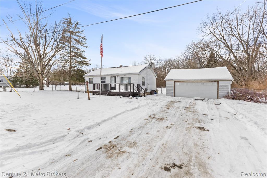 16032 Knobhill Drive, Linden, MI 48451 — Photo 5