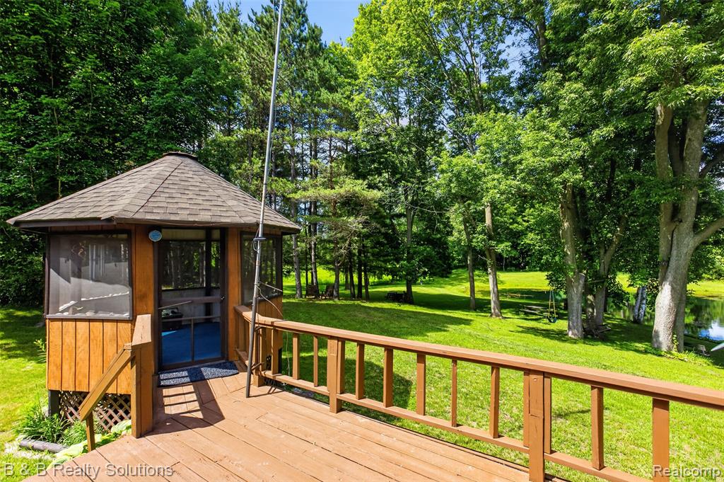 5544 Piersonville Road, Columbiaville, MI 48421 — Photo 7