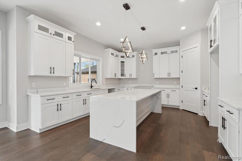 9 ANNANDALE, Leonard, MI 48367 — Photo 23