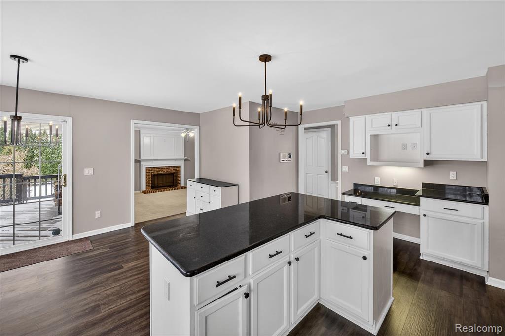 47497 Fox Run Drive, Canton, MI 48187 — Photo 24