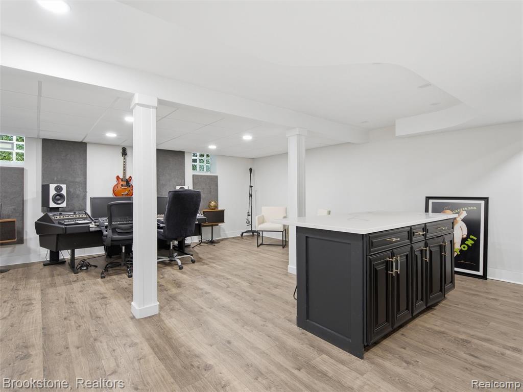 7450 Deerhill Drive, Clarkston, MI — Photo 48