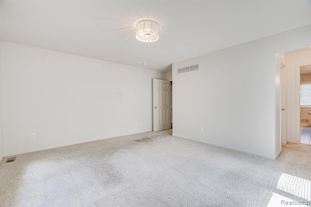 49301 Clinton Terrace Drive, Macomb, MI 48044 — Photo 19
