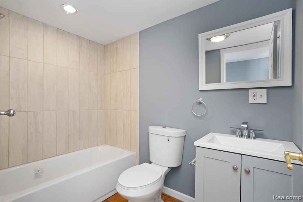 1794 S HUGHES Road, Brighton, MI 48114 — Photo 35