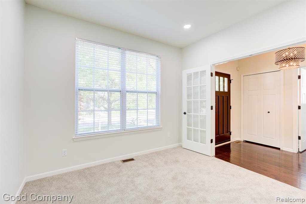 820 Baldwin Avenue, Royal Oak, MI 48067 — Photo 12