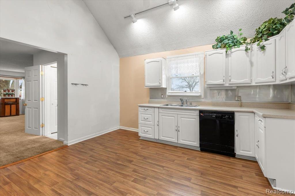 7145 Dudley Street, Taylor, MI 48180 — Photo 19