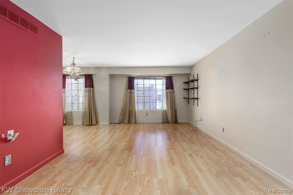 30236 SOUTHFIELD Road, 263, Southfield, MI 48076 — Photo 6