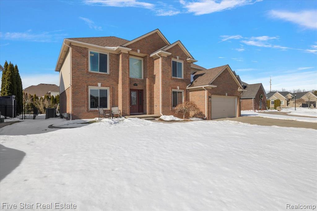 50813 Nagy Court, Macomb, MI, 48044