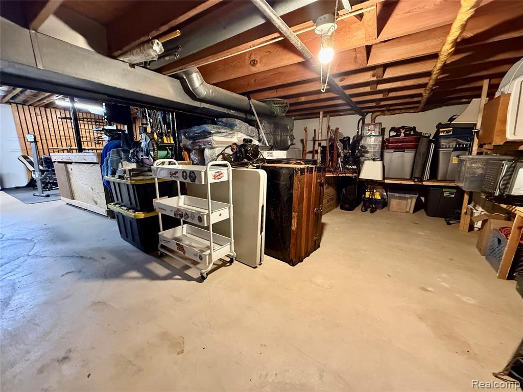 19489 Eddington Place, Northville, MI 48167 — Photo 58