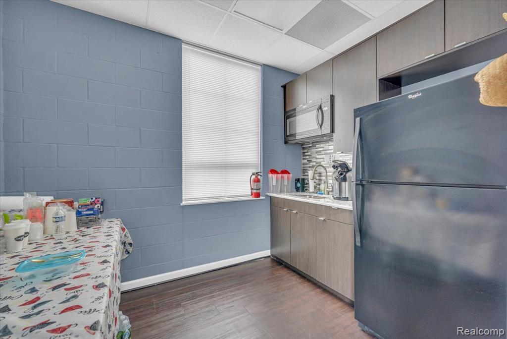14625 Mack Avenue, Detroit, MI 48215 — Photo 20