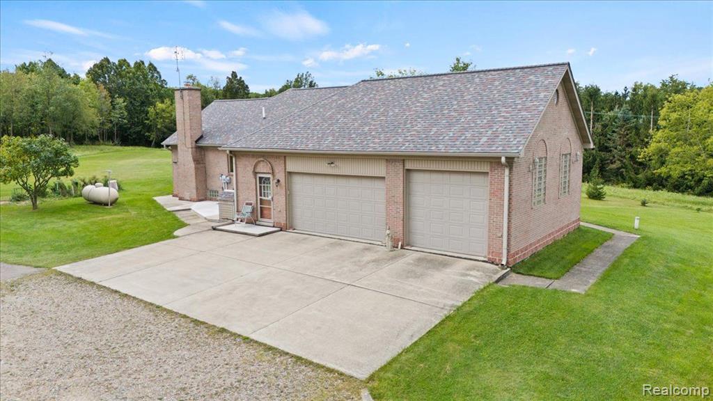 6940 Martin Road, Imlay City, MI 48444 — Photo 9