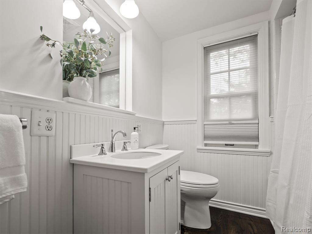 951 Twin Oaks Lane, Birmingham, MI 48009 — Photo 30