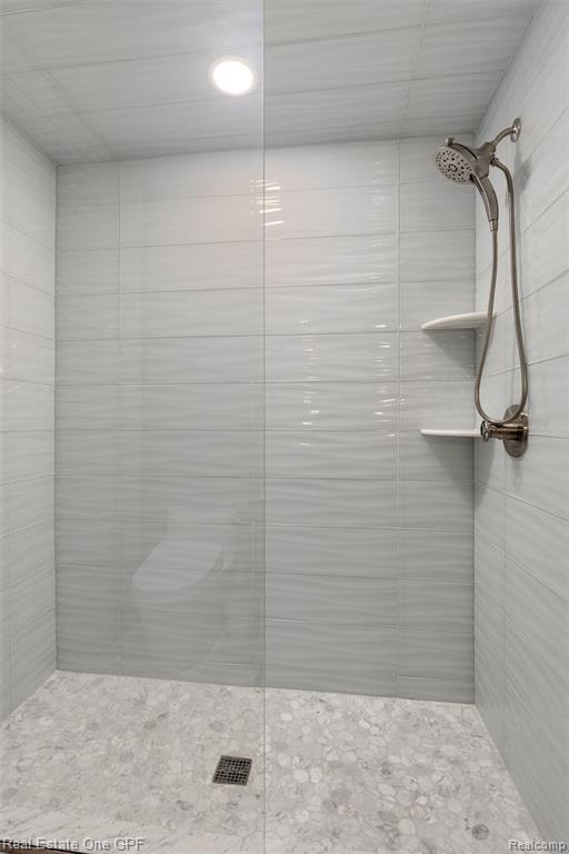 46 Evergreen Drive, 1, Harrison Township, MI — Photo 38