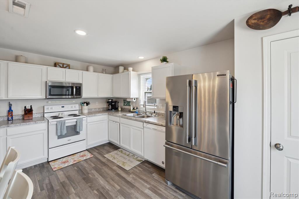 4159 Woodchuck Lane, Swartz Creek, MI 48473 — Photo 14
