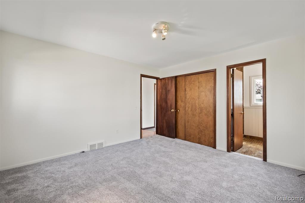 5461 Putnam Drive, West Bloomfield, MI 48323 — Photo 22