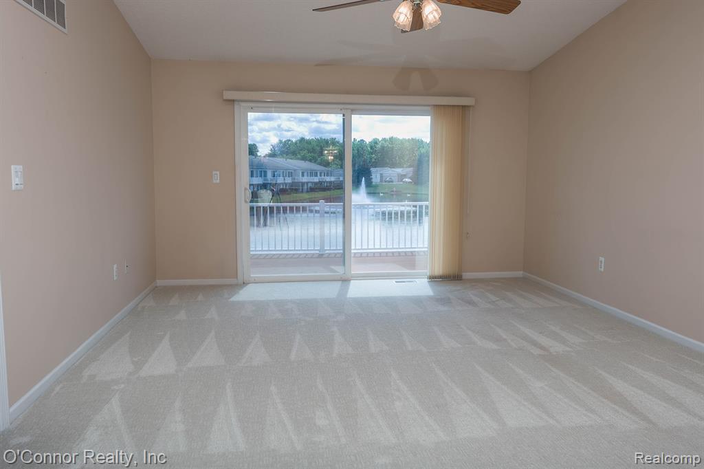 804 Crystal Lane, Marysville, MI 48040 — Photo 6