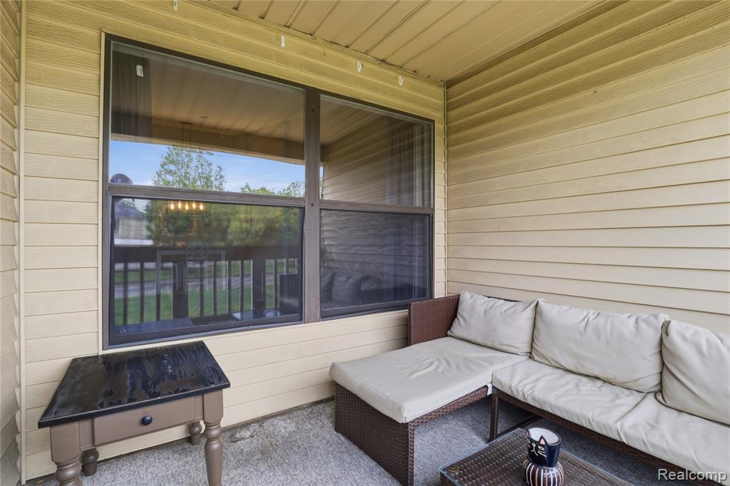 61212 Greenwood Drive, South Lyon, MI 48178 — Photo 10