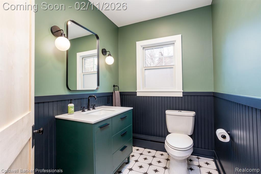 805 Forestdale Road, Royal Oak, MI 48067 — Photo 14