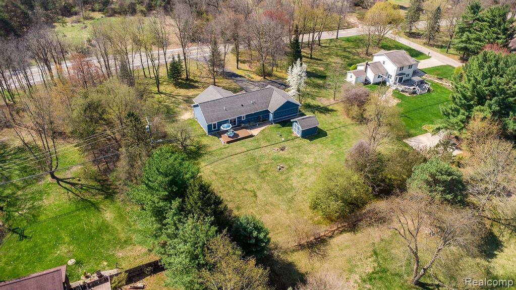 895 E Wardlow Road, Highland, MI 48356 — Photo 25