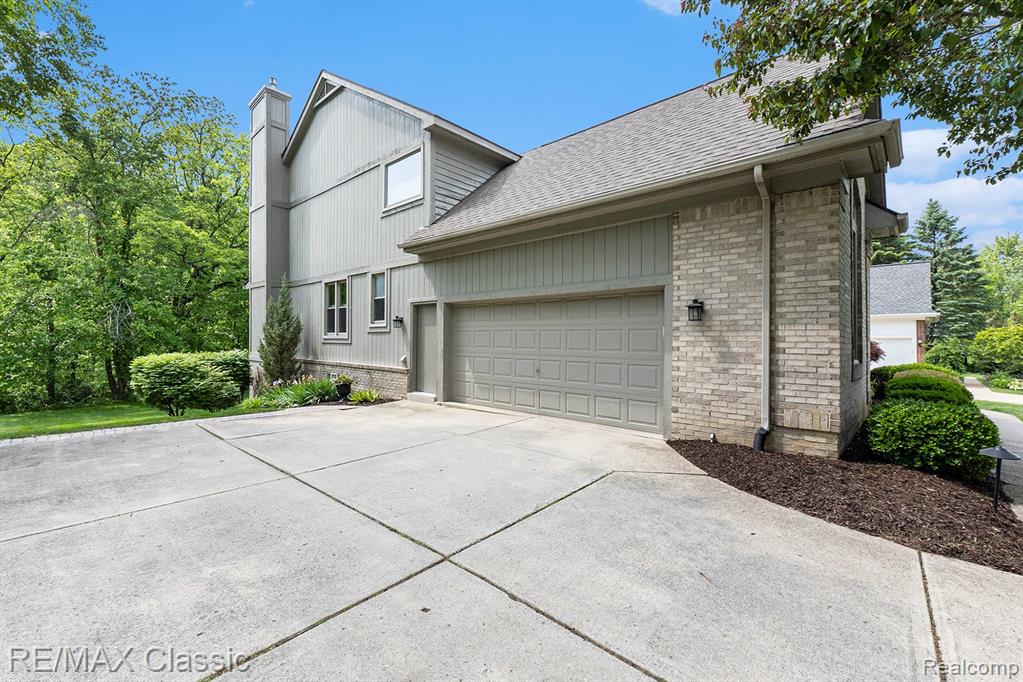 40515 Paisley Circle, Novi, MI 48377 — Photo 37
