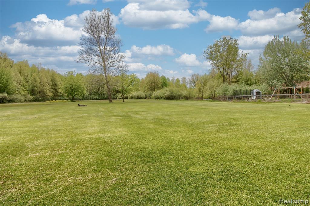 30977 West Road, New Boston, MI 48164 — Photo 30