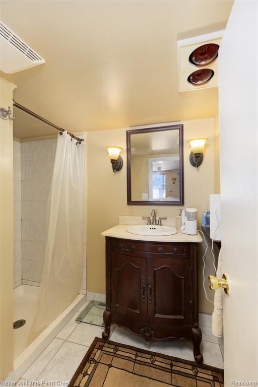 5615 Loveland Street, West Bloomfield, MI — Photo 24