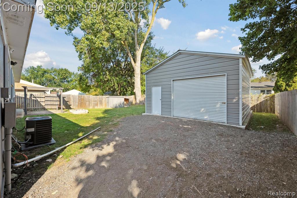 41720 Arthur Street, Van Buren, MI 48111 — Photo 29