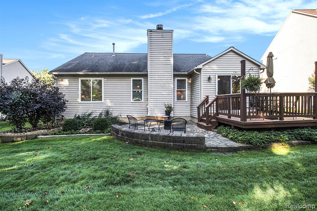 9771 Tioga Trail, Pinckney, MI 48169 — Photo 26