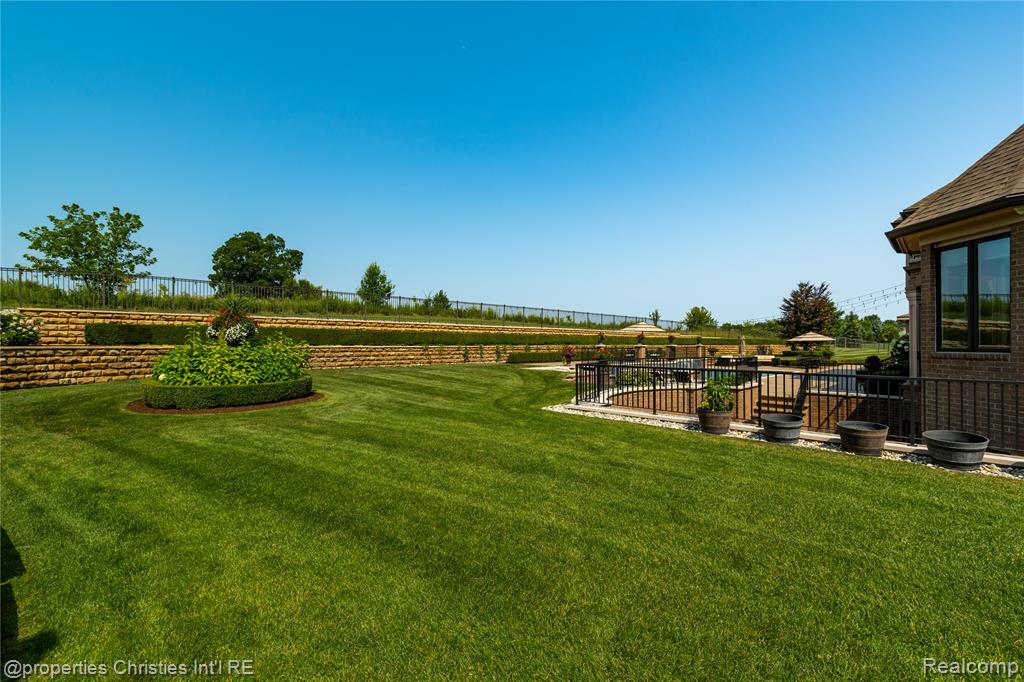 48928 Barola Court, Northville, MI 48167 — Photo 81