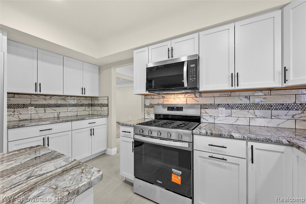 8362 Sunburst, Center Line, MI 48015 — Photo 21