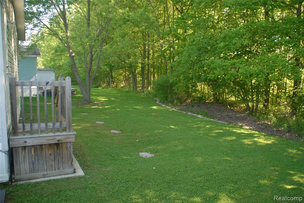 1101 Forest Lane, Columbus, MI — Photo 6