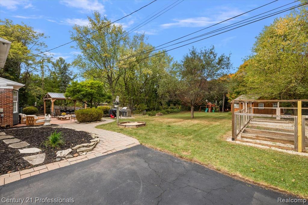 3550 E Clarkston Road, Oakland, MI — Photo 6
