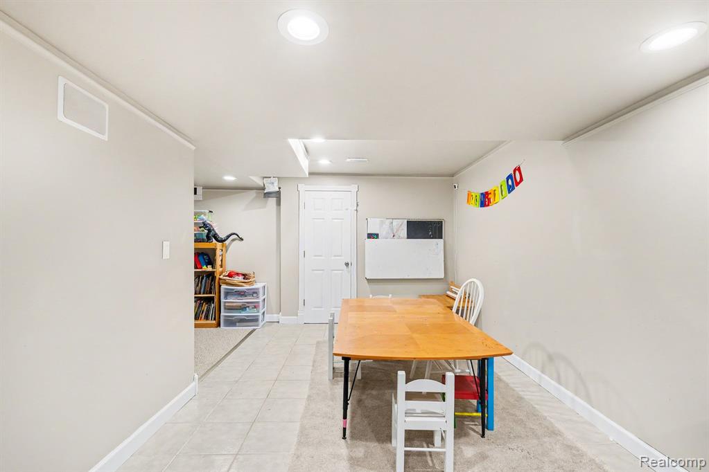 16181 Valcrest Drive, Linden, MI 48451 — Photo 43
