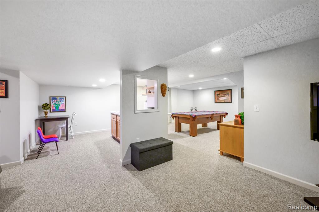 41988 BAINTREE Circle, Northville, MI 48168 — Photo 46