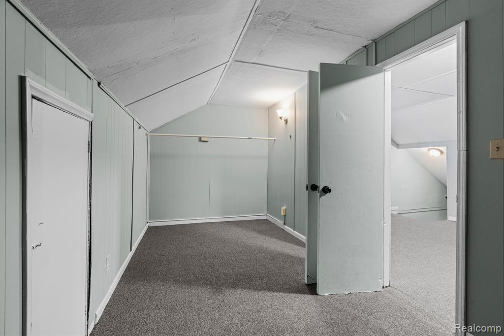 9550 ROBSON Street, Detroit, MI 48227 — Photo 13