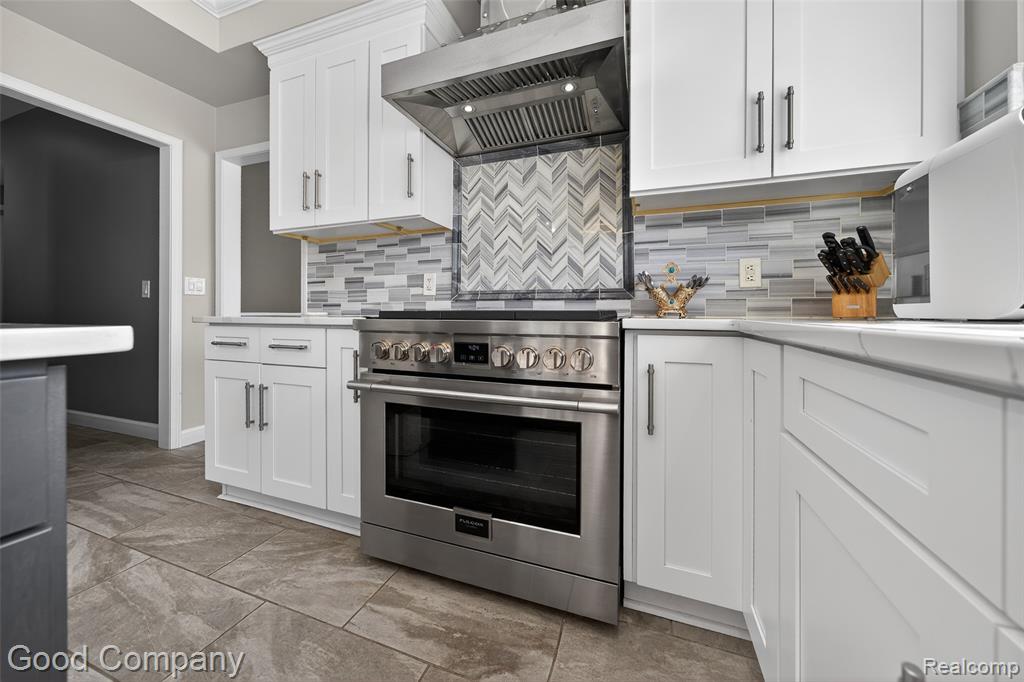 43169 Ashbury Drive, Novi, MI — Photo 14