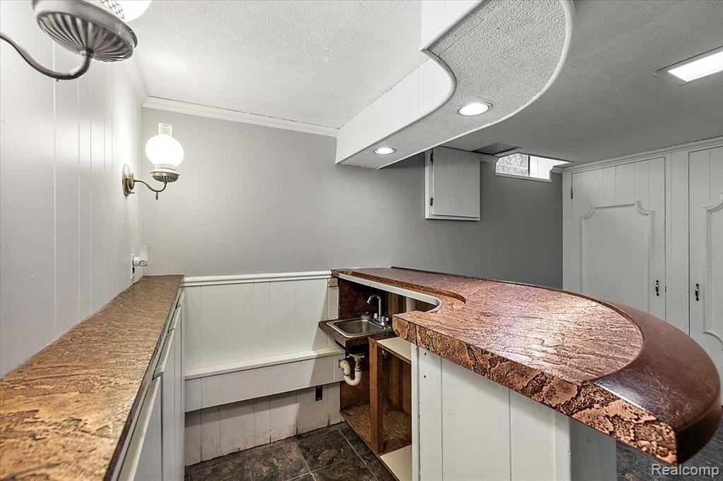 16490 OLD BEDFORD Road, Northville, MI 48168 — Photo 38