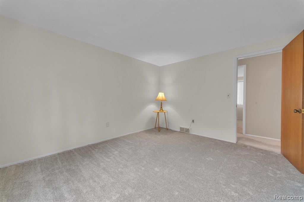 450 N Bywood Avenue, Clawson, MI — Photo 39