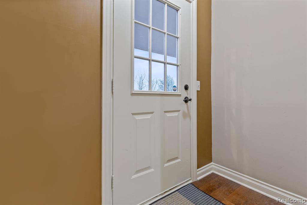 53743 CHAMPLAIN Street, Macomb, MI 48042 — Photo 10
