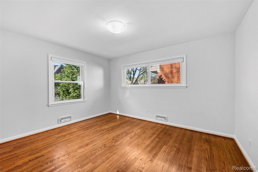 408 Orchard View Drive, Royal Oak, MI 48073 — Photo 22