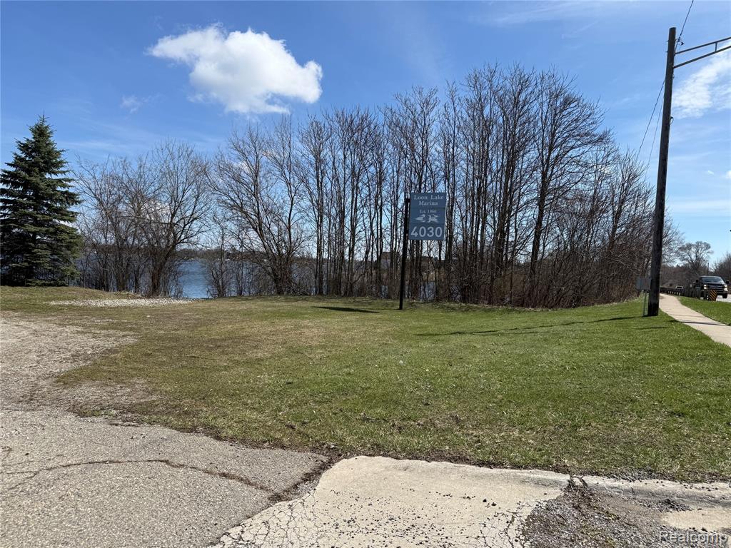 4030 Dixie Highway, Waterford, MI — Photo 9