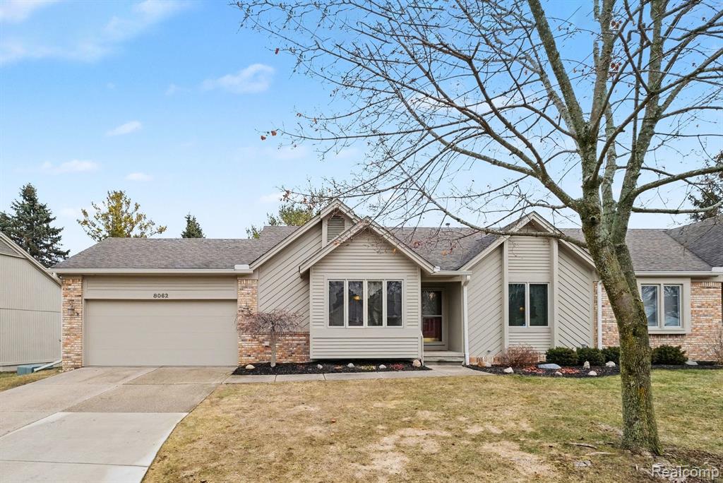8062 Sawgrass Trail, 25, Grand Blanc, MI 48439 — front exterior