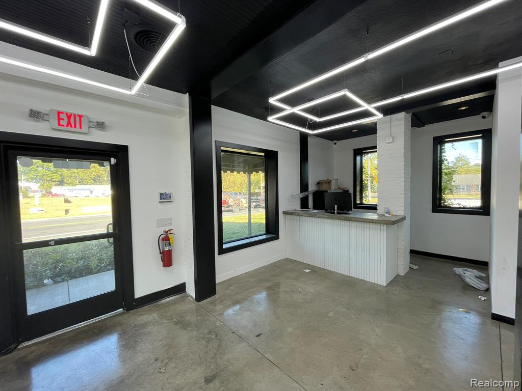 19169 Us Highway 12, New Buffalo, MI, 49117