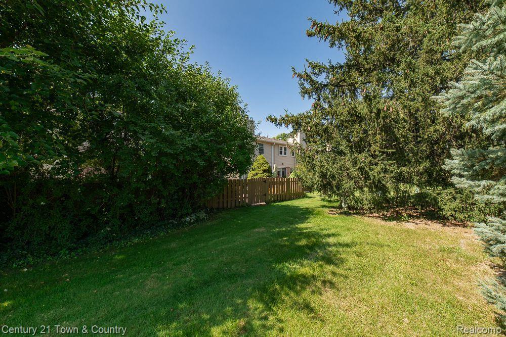 5395 BREEZE HILL, Troy, MI 48098 — Photo 46