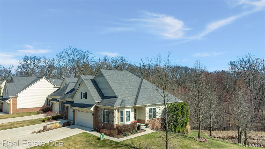 565 ANDOVER Court, Rochester Hills, MI 48306 — Photo 48